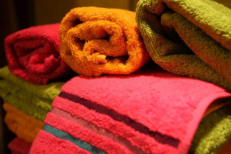 towels-2458810_1920